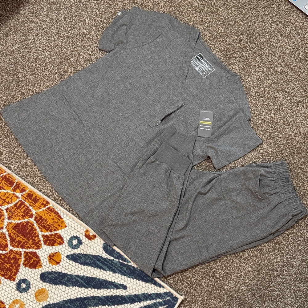 Unbranded Women's Gray Scrub Set - Top & Drawstring Pants
